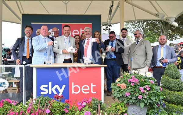 220825-032 Asgards Captain - Race 1 1.50pm Sky Bet Handicap