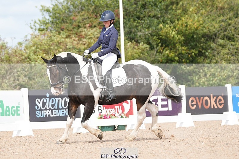 250906-121750-02298 - 082-Samantha.FussellDai.The.Pied