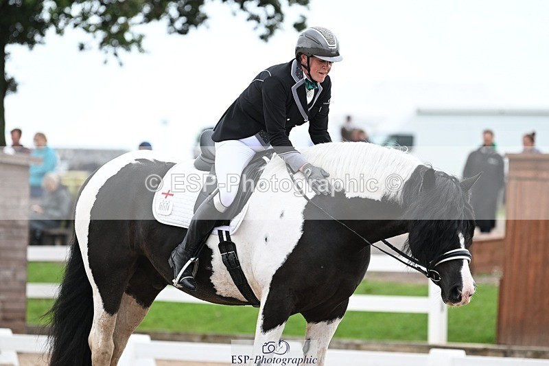 250907-141027-09190 - 014-Katrina.EllisSilverstor.IV