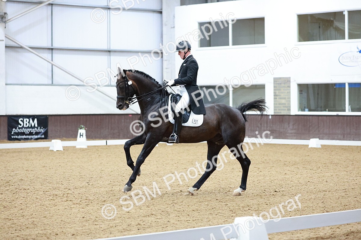 SBM_021458 - Class 14 - FEI Grand Prix - 17.40-18.34