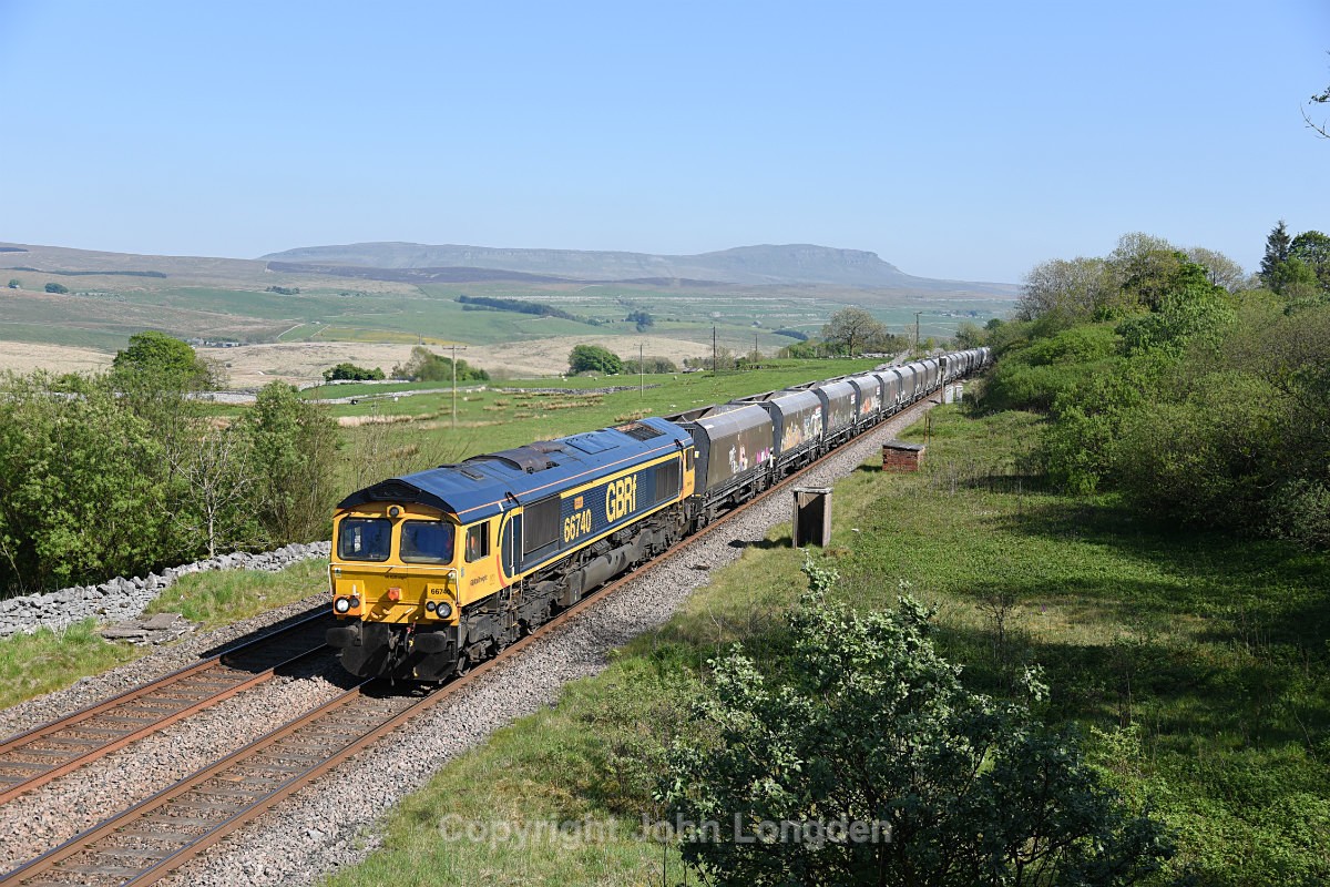 JL - 23.5.18 66740 6D77 Arcow - Hunslet, Salt Lake - Salt Lake Cottages