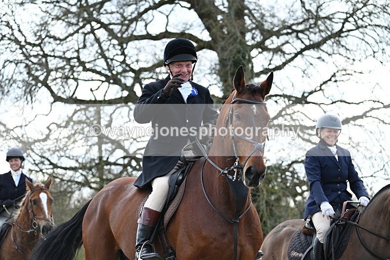 WJ7_9864 - Walk Home