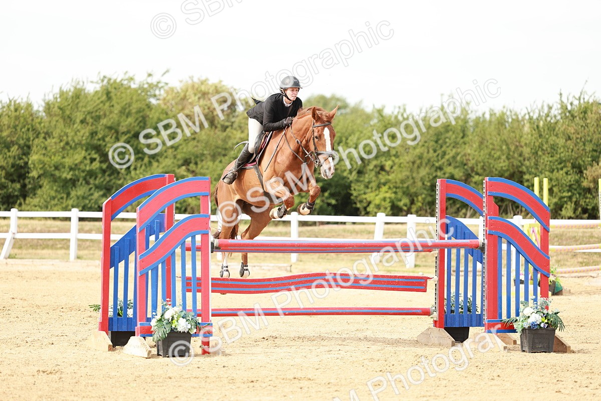 SBM_008275 - Class 4 - Senior Foxhunter - 1.20m Open