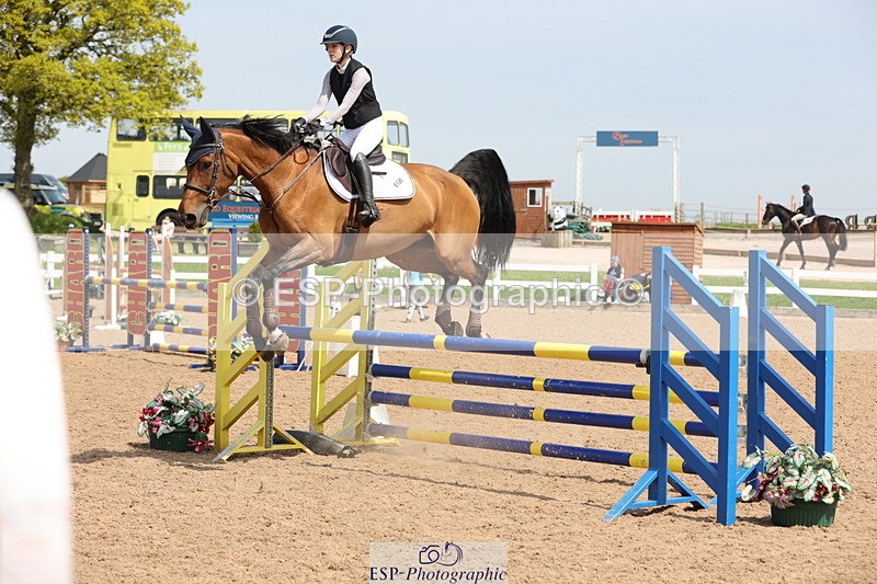 240510A-144316-07808 - Cls 17 1.05m National Am Quali