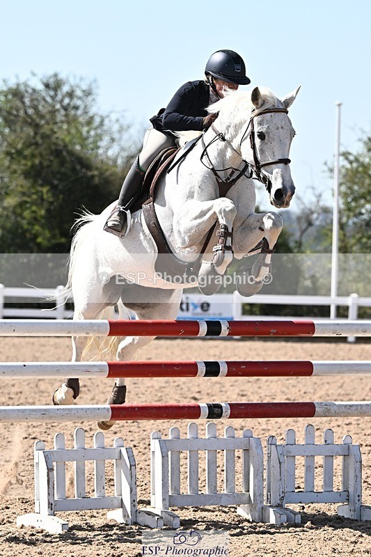 250409-135256-00683 - Snr Fox & 1.20m Open