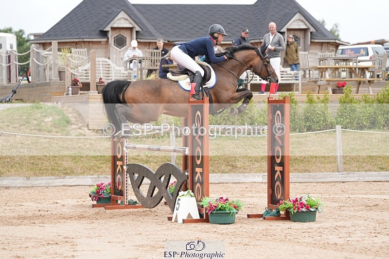 250718-112241-09988 - Cls 2, 3 Star Small Tour Break til End