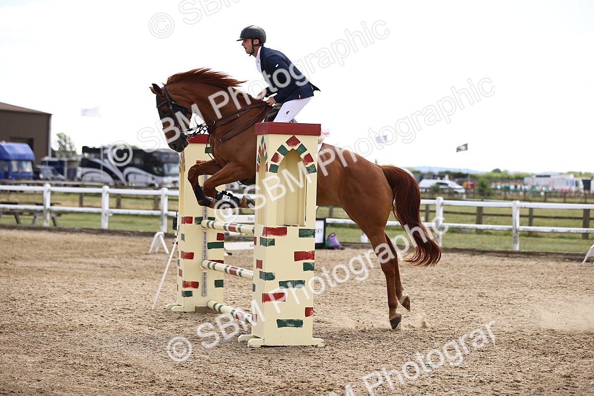 SBM_000883 - Class 4 - Senior Discovery - 1.00m
