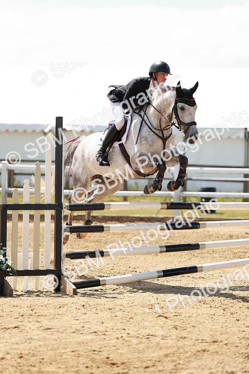 SBM_007174 - Class 2 - Senior Discovery - 1.00m Open