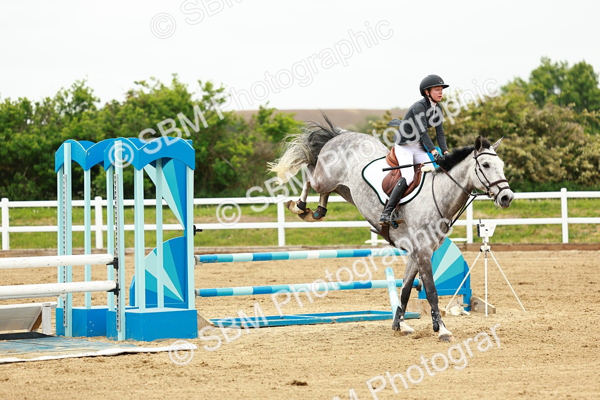 0B8A3964 - Class 4 - Senior Newcomers - 1.10m