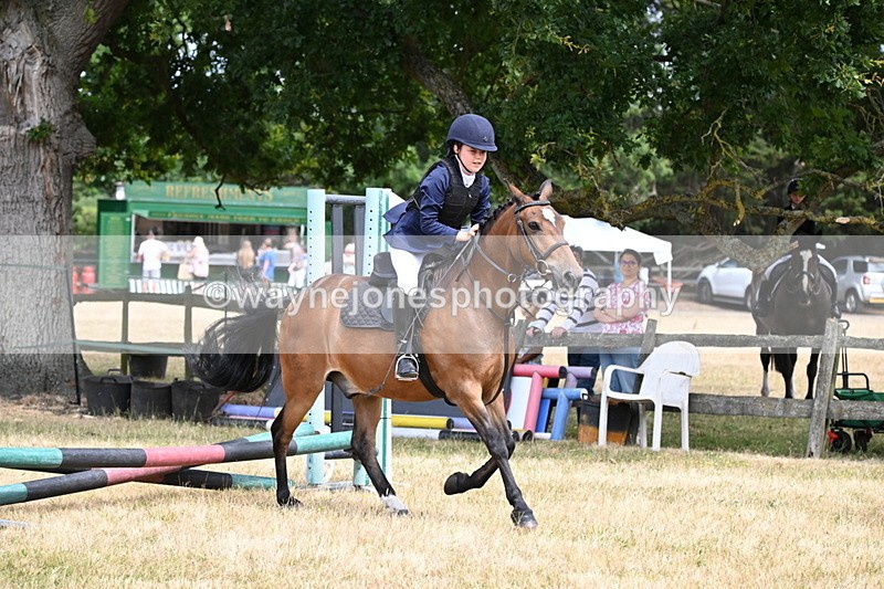 WJ6_5233 - Class 12 Minimus Jumping 45cm