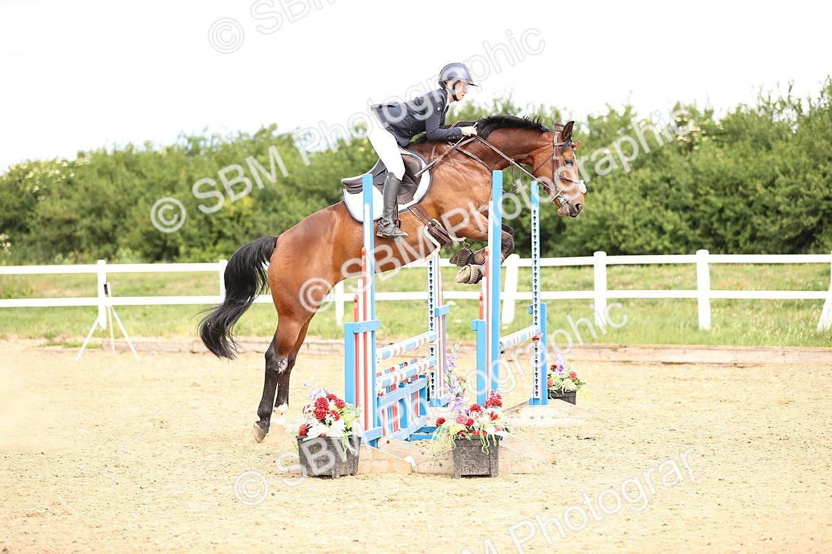 SBM_006389 - Class 16 - Senior British Novice - 90cm