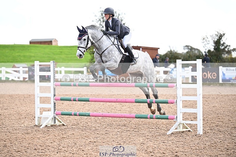 251022-131035-00496 - Cls 4 Snr Newcomers 1.10m