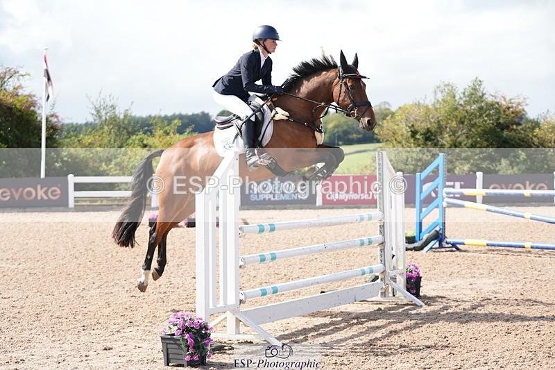 250912-142512-04950 - Cls 25 1.05m Amateur Quali