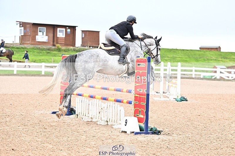 250917-104235-00122 - Cls 1 British Novice and 90cm Open