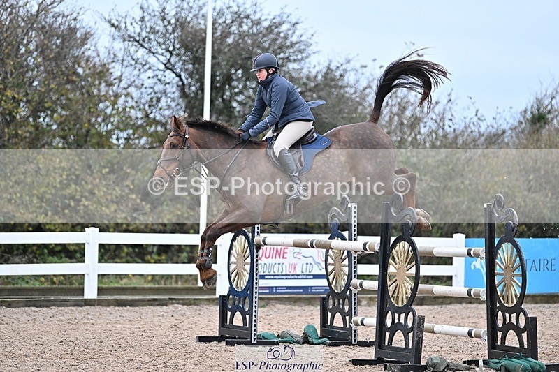 241127-140105-00737 - Cls 05A&B Snr Fox & 1.20m Open