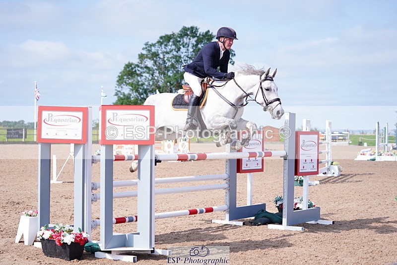 240802A-095316-03446 - Cls 15 Foxhunter