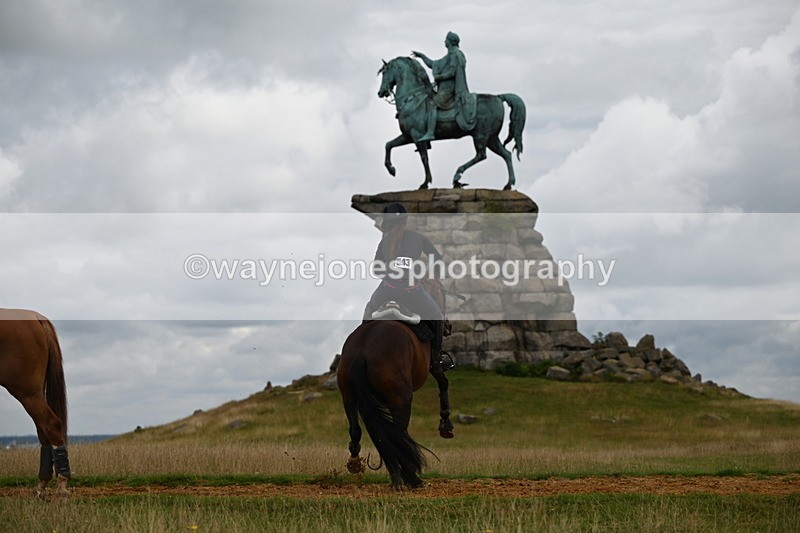 DSC_4262 - Time at Statue 09:50 to 11:09