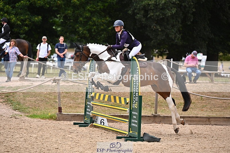 250802A-135540-05654 - F-258-Rachael.Whittaker-STAR