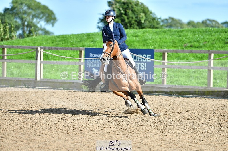 230729A-171032-07685 - Cls 18 National 1.30m