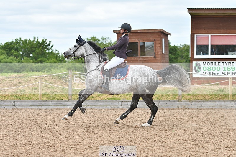 240609A-143153-06208 - Cls 19 Snr Foxhunter and 1.20m Open