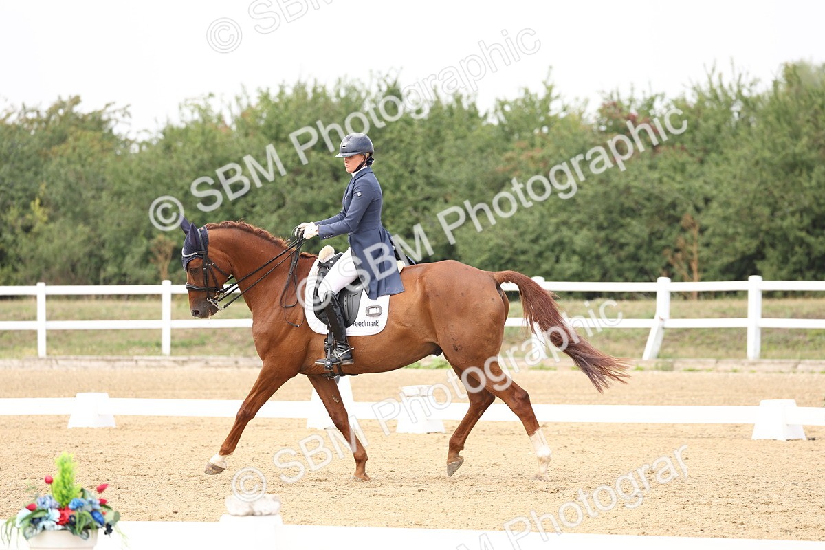 SBM_007510 - Class 9 - FEI INT I - 14.57-15.45