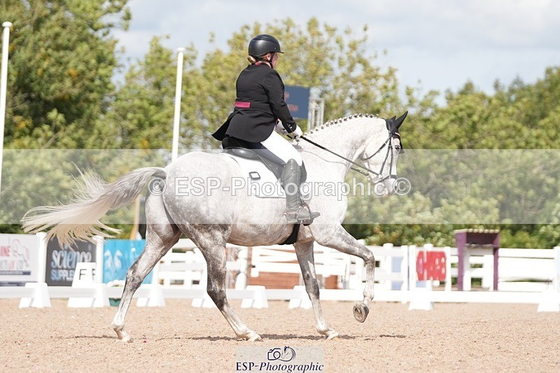 250906-124442-02439 - 071-Emma.ChapmanRoyal.Achiever