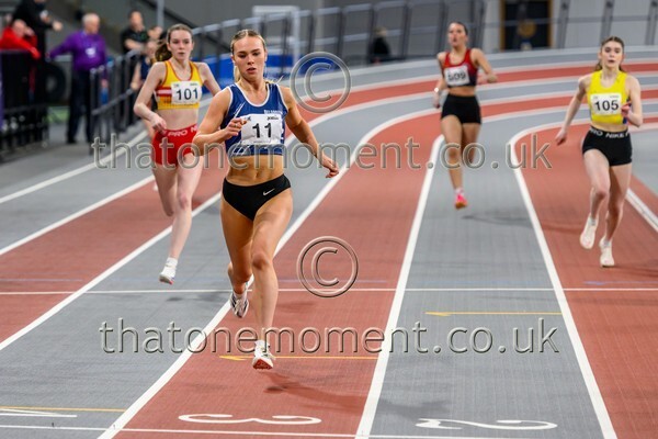 AgeInd25SUN-913331 - Track Female Set One