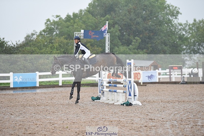 230917A-110912-06430 - Cls 33 British Novice & 90cm Open