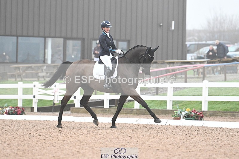 240217A-095015-00632 - 218-Jessica.Davies-Nemo.II