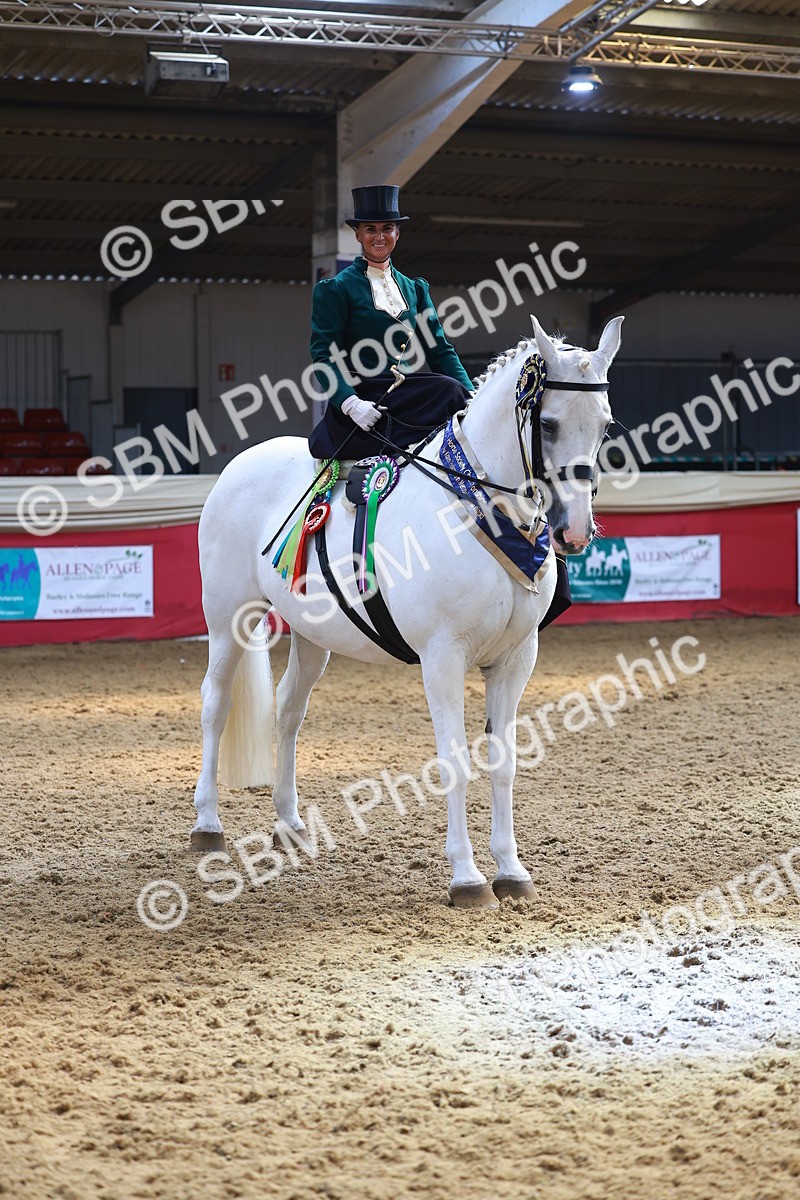 SBM_13912 - Class 106 - Ridden Costume - Side Saddle