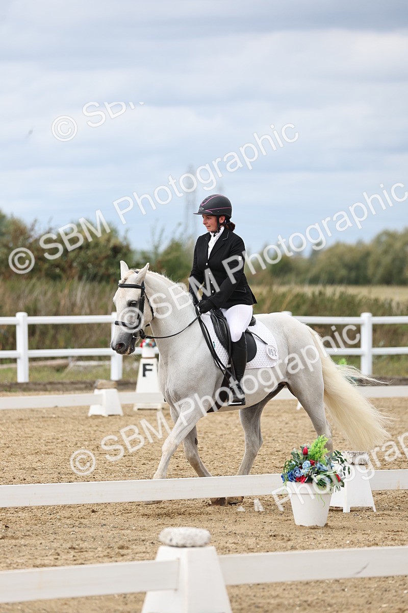 SBM_003731 - Class 8 - Novice 3 Champs