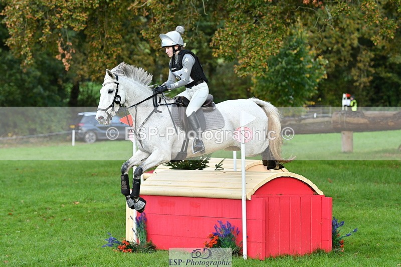 251025A-090847-15262 - D-302-Emma.Farrar