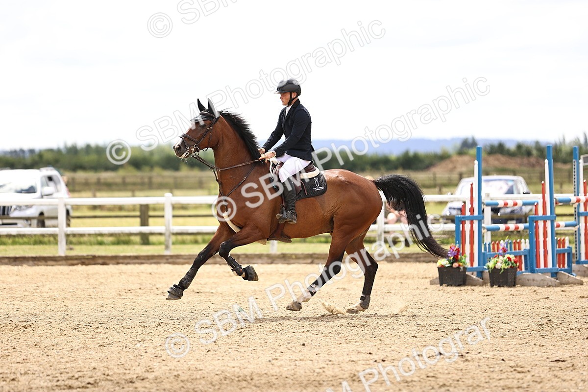SBM_003722 - Class 22 - Senior Foxhunter 1.20m