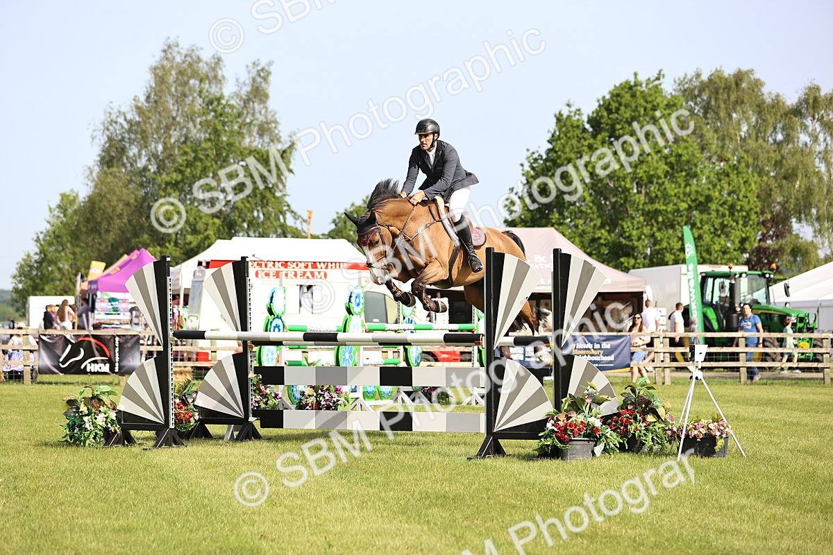 SBM_01384 - Class 200 - Martin Grant Homes Welcome Stakes 1.25m Open