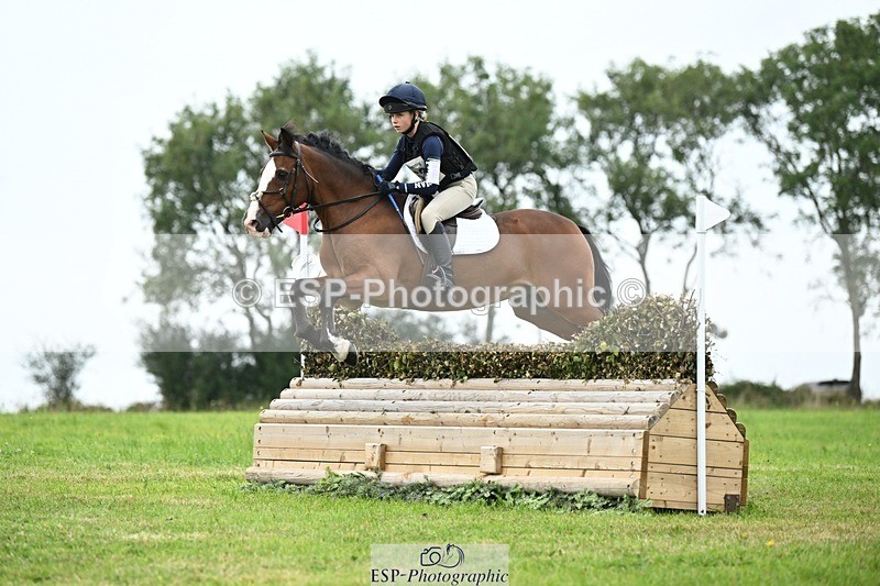 240831A-151832-04827 - 262-CHLOE.FOX-PITT-ROUGH.TERRAIN