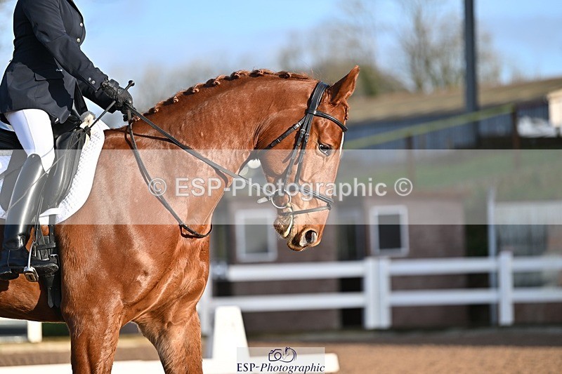 241214-103231-01162 - 136-NATALIE.PASSMORE-U.Legend