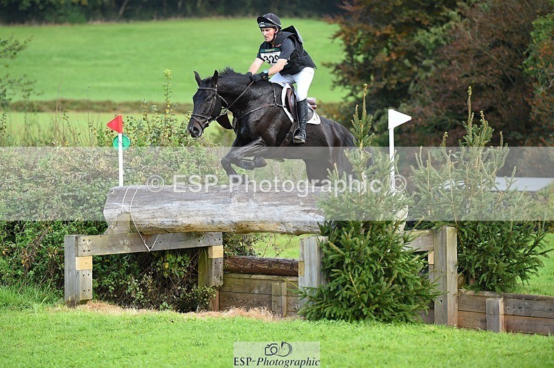 231022-134508-28501 - 329-RINGFORT.REVE.DU.MOULIN-Andrew.Downes-XC