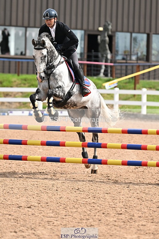 240726A-104557-00941 - Cls 7 Snr British Novice and 90cm Open