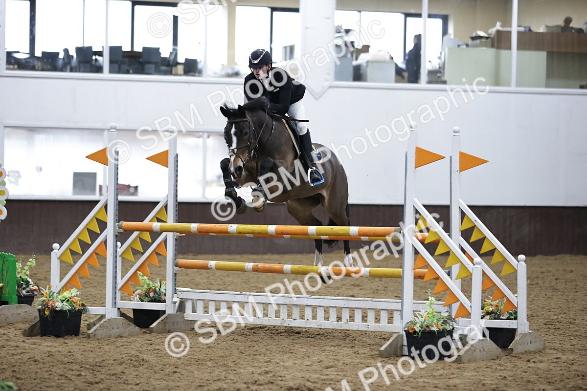 SBM_001379 - Class 4 - Senior Newcomers/ 1.10m Open