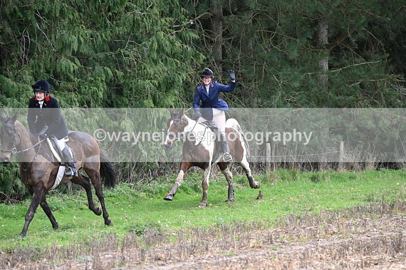 WJ6_9585 - Line Four