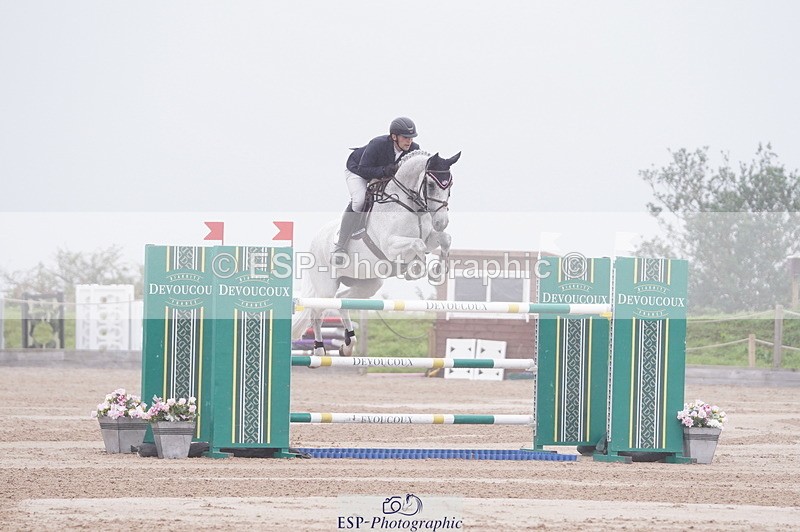 240720A-101836-14028 - Cls 3, 3 Star Small Tour 1.40m