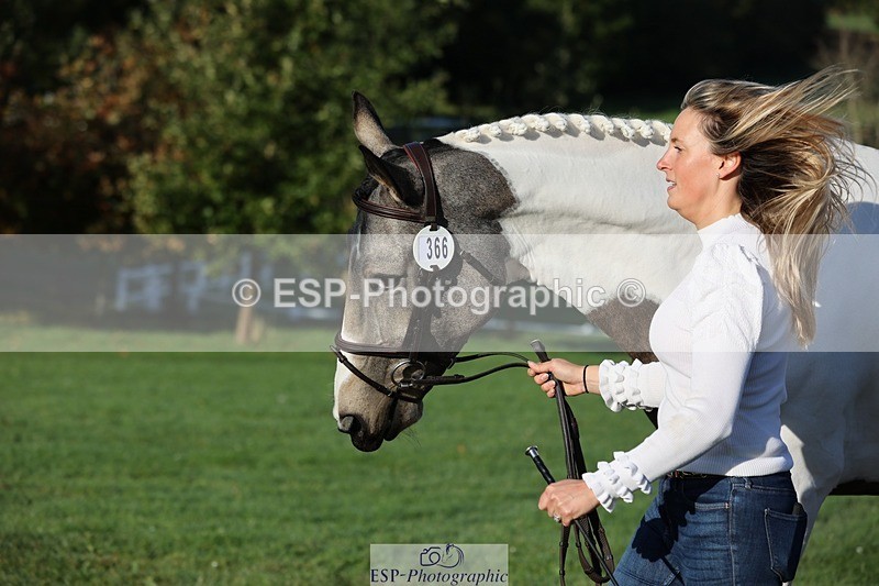 241027-091010-15084 - 366-Chloe.Robinson-BRACKENSPA'S.KEEP.A.SECRET