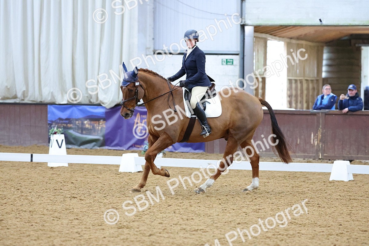 SBM_001052 - Novice