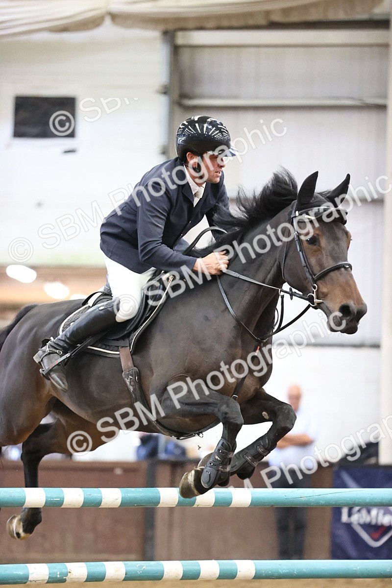 SBM_003647 - Class 12 - Senior Foxhunter 1.20m