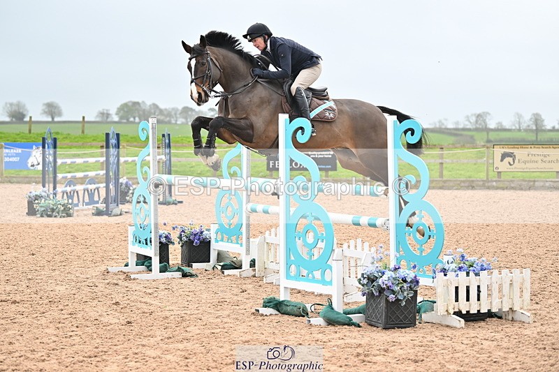 240405A-124202-01296 - Cls 3 Foxhunter