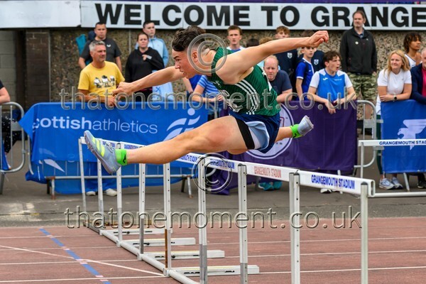 Sen25SUN-917283 - Track Male