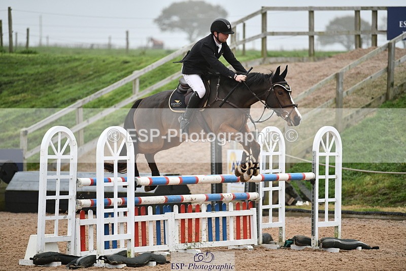 241102A-142354-05757 - SAT Cls 11 Snr 1.05m