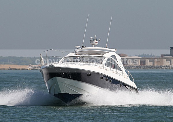 100523 TOMKAT IMG_3131 - Motorboats - Open