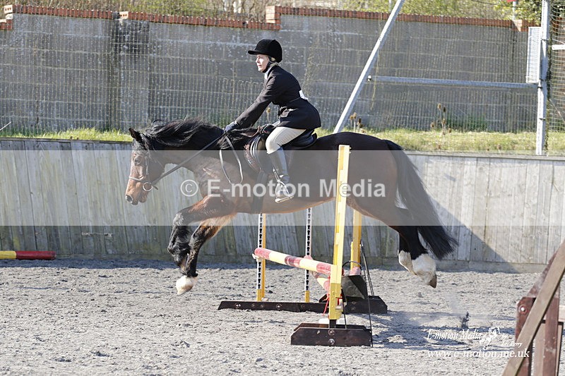_EST0244 - Bourne Valley Riding Club Winter Showjumping 27/03/22
