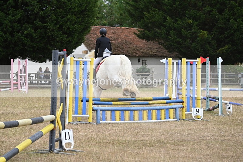 WJ6_0879 - Class 14 Intermediate Jumping 75cm